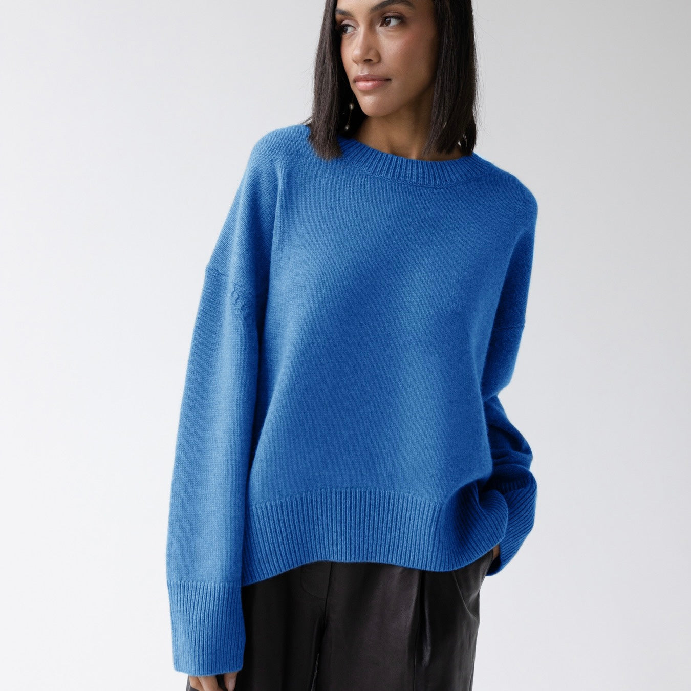 ALIRA SWEATER TOP