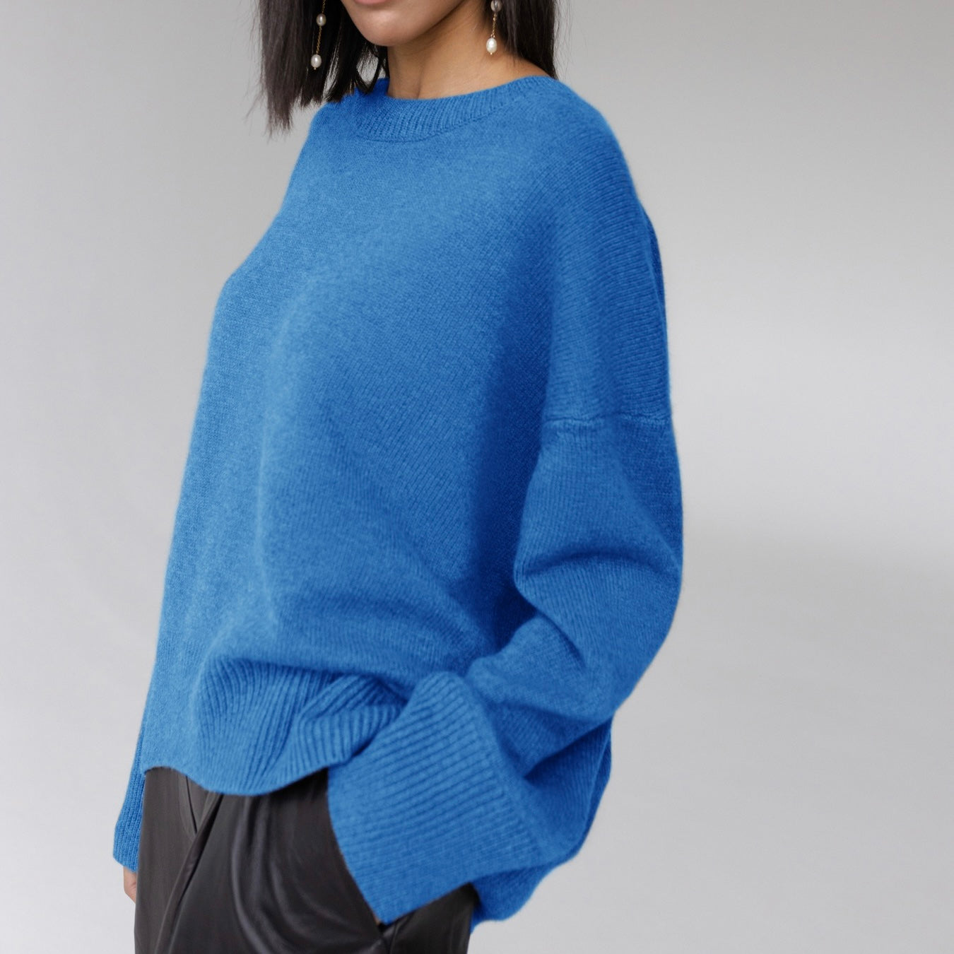 ALIRA SWEATER TOP