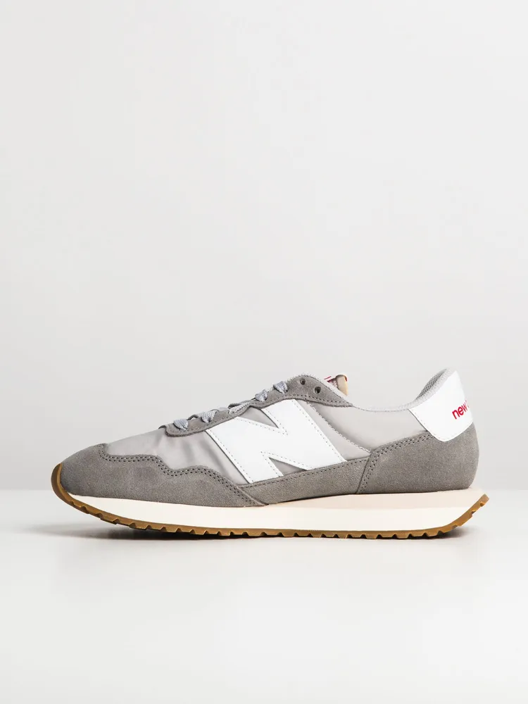 Boathouse MENS NEW BALANCE THE 237 V1 SNEAKER