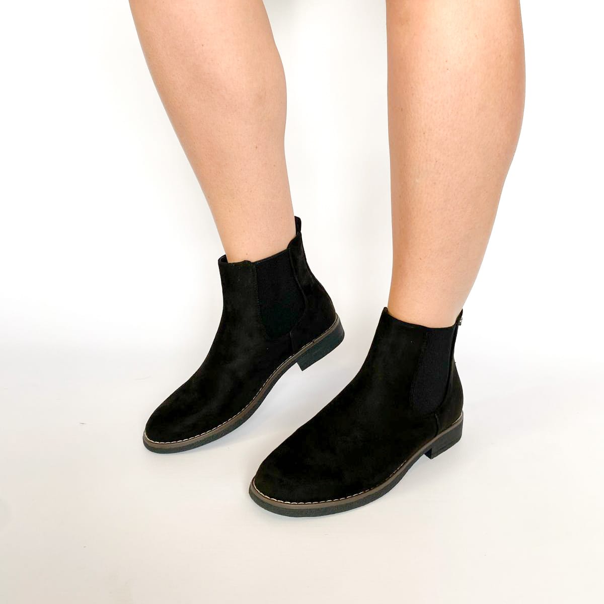 Butterfly Celeste 1 black short suede boot