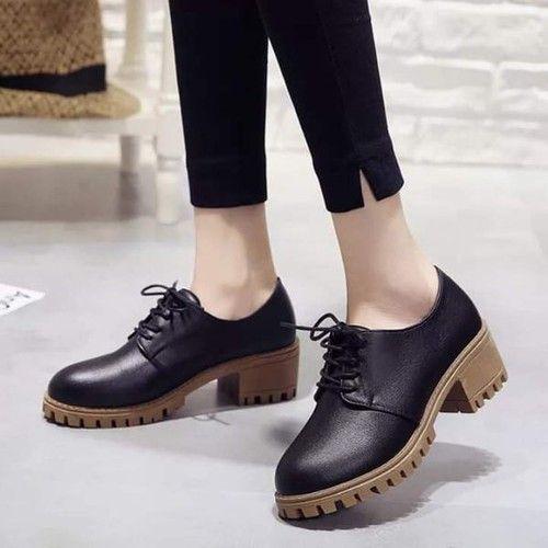 Low Top Black And Brown Women Oxford Boots