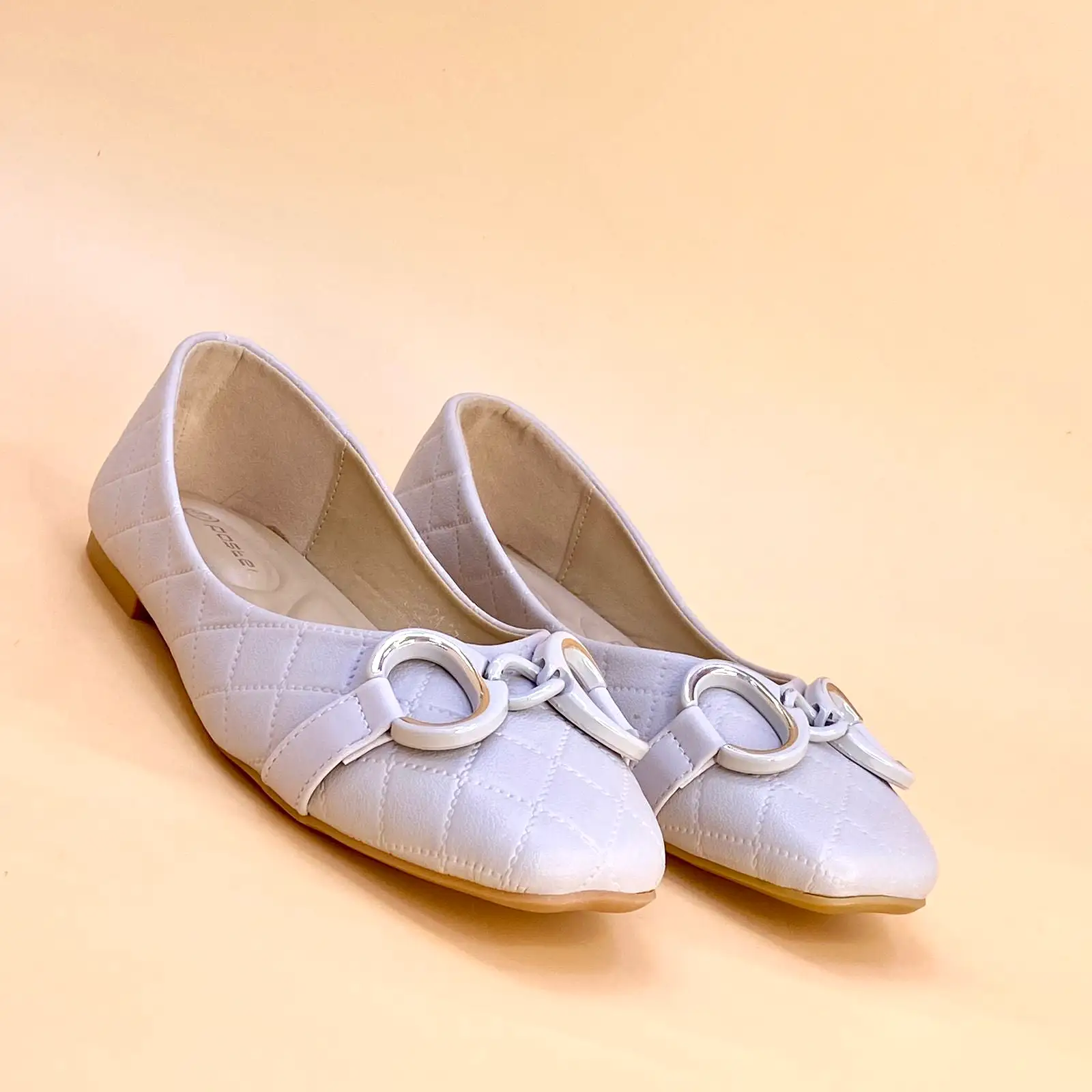 NEW ,  WOMEN FLAT SHOES W245