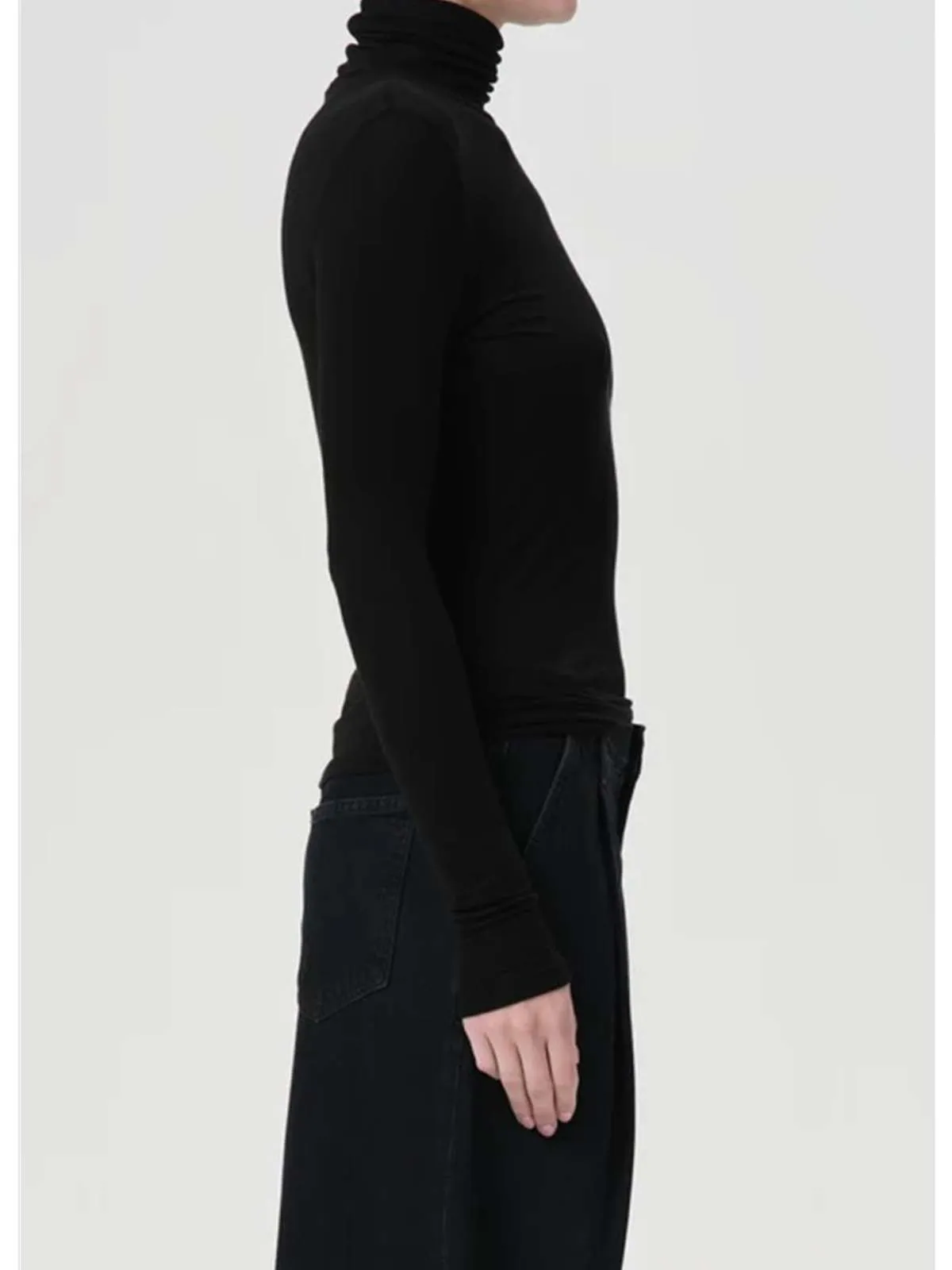 Pascale Turtleneck - Black