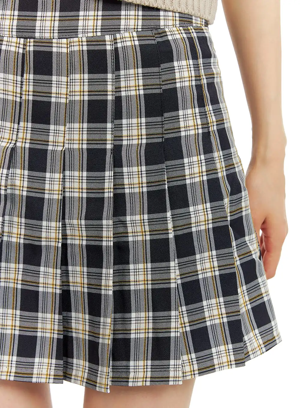 Pleated Check Mini Skirt OM420