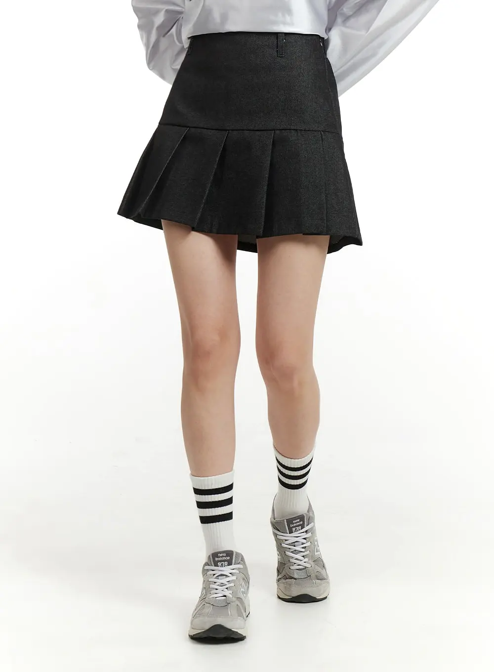 Solid Pleated Cotton Mini Skirt IM406