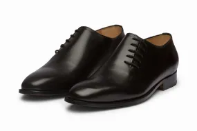 Wholecut Oxford with side lacing - Black