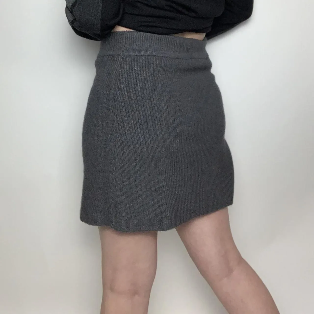 Zara deadstock dark grey knitted bodycon mini skirt-